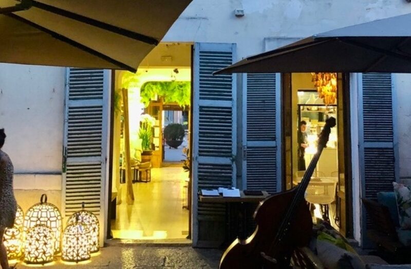 Restaurant 19 by Living Dreams
